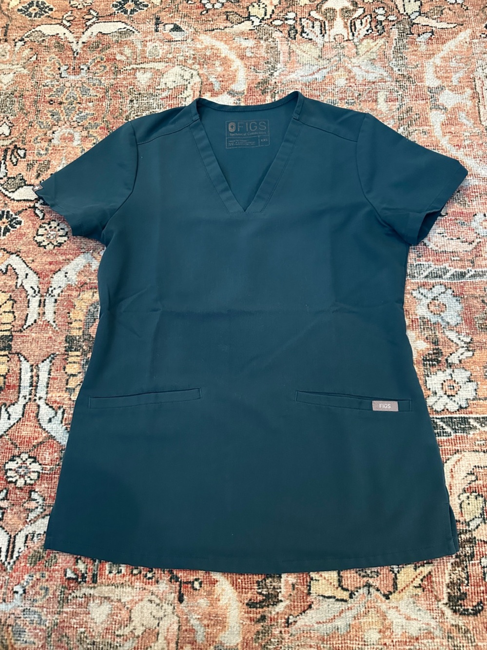 FIGS Women's Casma V-Neck Scrub Top in Caribbean Blue Size XXS